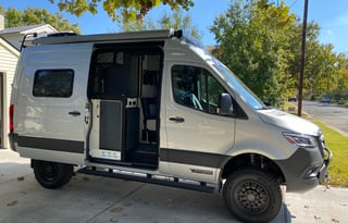 2021 Winnebago Revel 44E