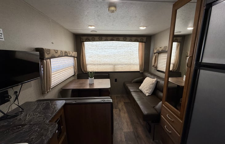 Dinette/Couch