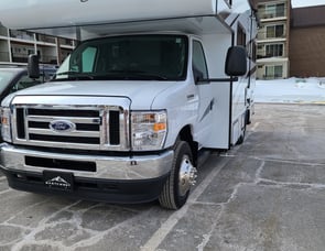 EAST TO WEST Entrada 2200S