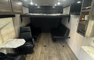 CSNRS' Oasis RV Rentals  –  Your Home on the Road!