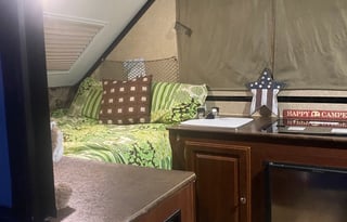 Tracey & Chris's RV