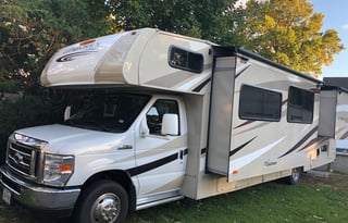 Beautiful Stationary Rental!