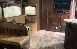 2014 Dutchmen RV Coleman Expedition CTS233QB