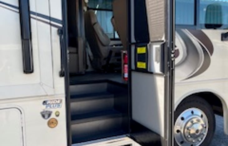 Entrance Door (steps)