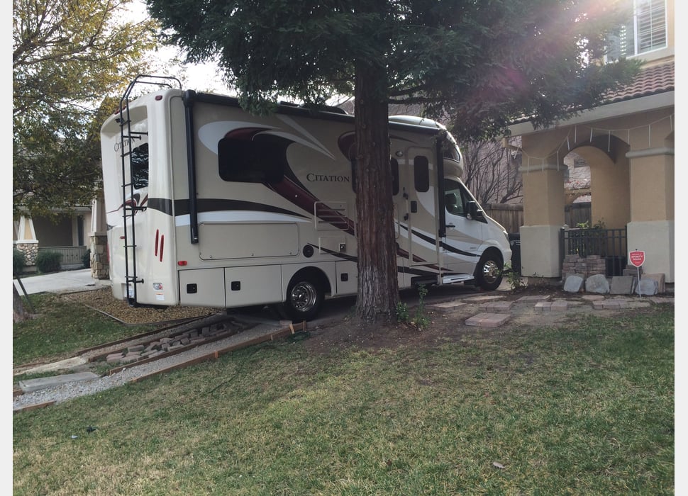 Class C Motor Home rentals in Oakland