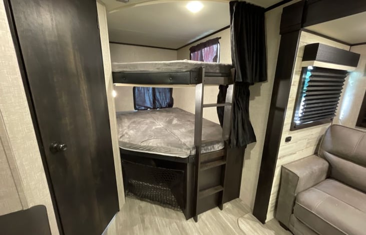 Full Size bunkbeds