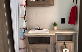 2021 CrossRoads RV Zinger ZR320FB