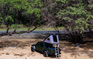2023 Jeep Gladiator Rubicon W/RoogNest Camper Top