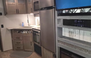 2020 Palomino - Puma - OMNE1460