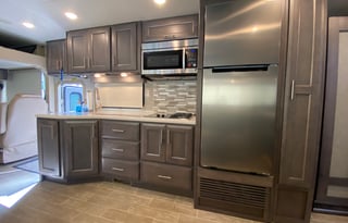 Sleeps 8 ~ 2 FULL baths! - FINDING CLARA-T!