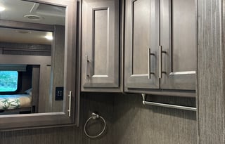 2021 Thor Motor Coach Challenger 37DS