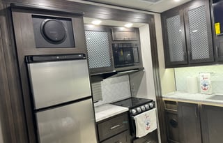 Summit2Coast 2022 Grand Design Momentum 25G