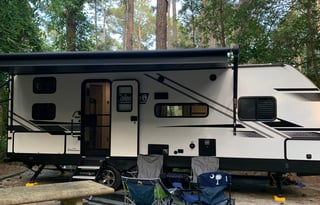 2022 Dutchmen RV Coleman Light 2455BH