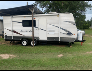 Forest River RV Cedar Creek Champagne Edition 38EL