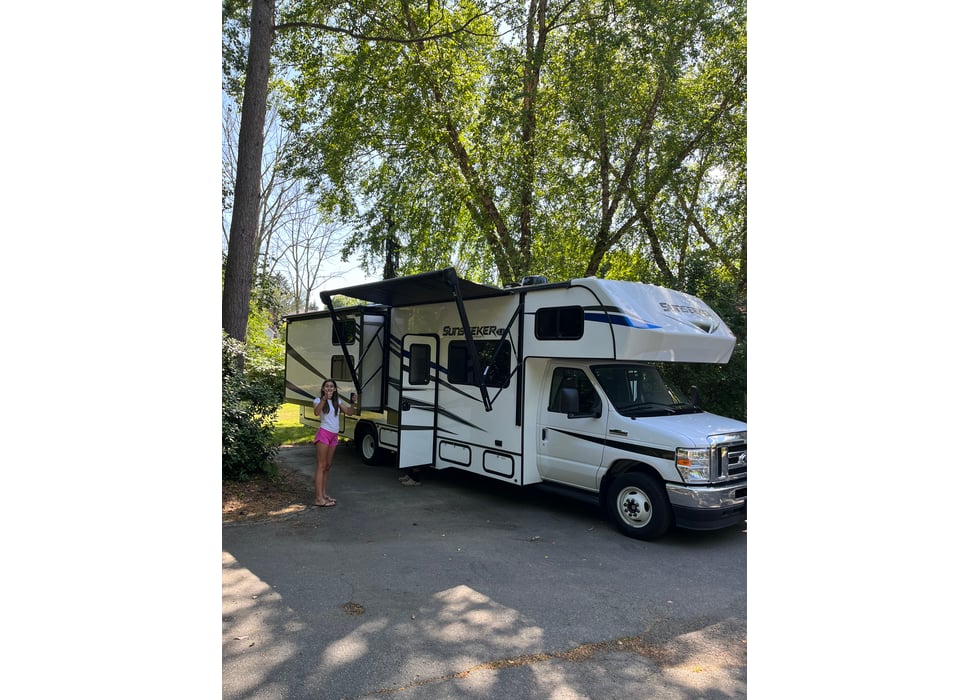 Class C Motor Home rentals in Bridgewater