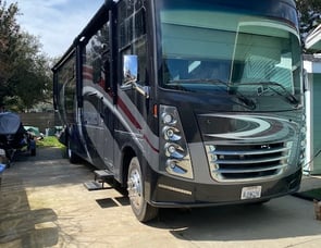 Thor Motor Coach Challenger 37TB