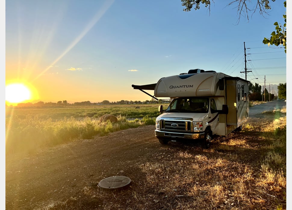 Class C Motor Home rentals in south salt lake