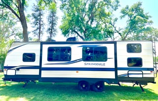 Chad & Janelle’s Mobile Memory Maker