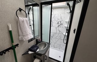 2025 28ft Coachmen 26DS - Sleeps 6