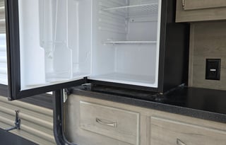 2020 Puma Toy Hauler with Outdoor Kitchen