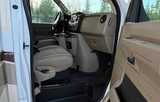 WINGER'S FLEETWOOD VACAY ON WHEELS