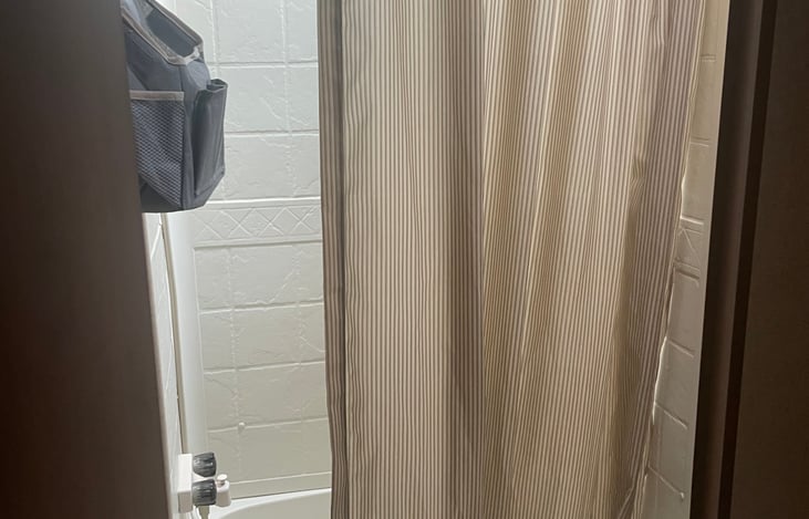 shower and small tub