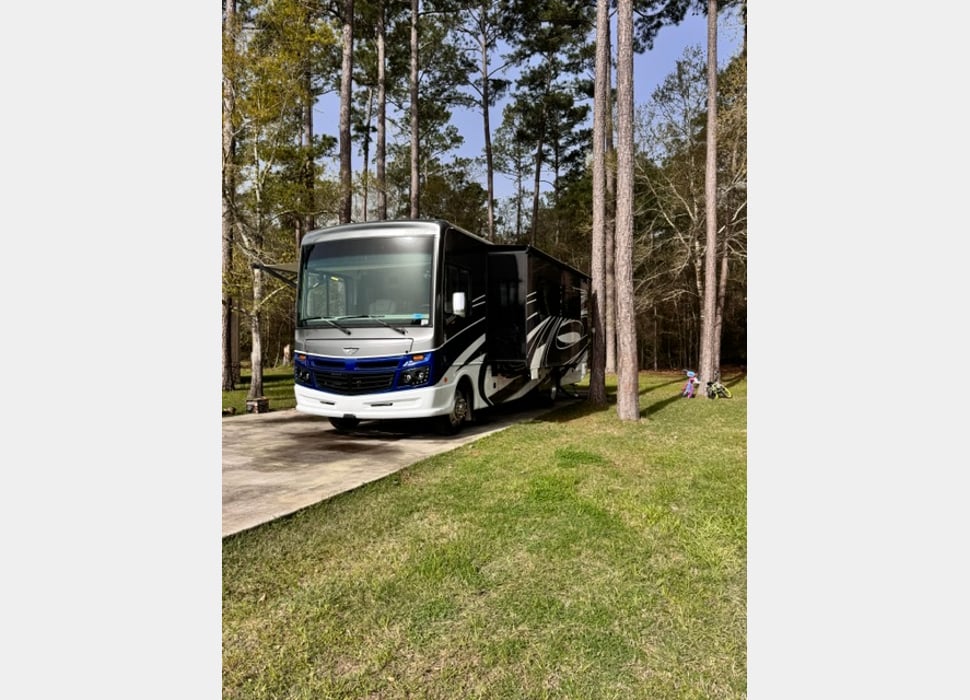 Class A Motor Home rentals in Houston