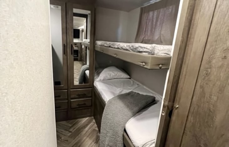 Guard rail can be folded down for adults/kids