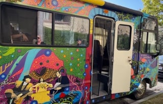 Colourful and custom Art RV ! Mary Pickford.