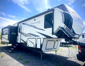 Keystone RV Montana High Country 331RL