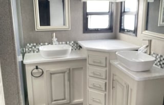 2021 Jayco North Point 382FLRB