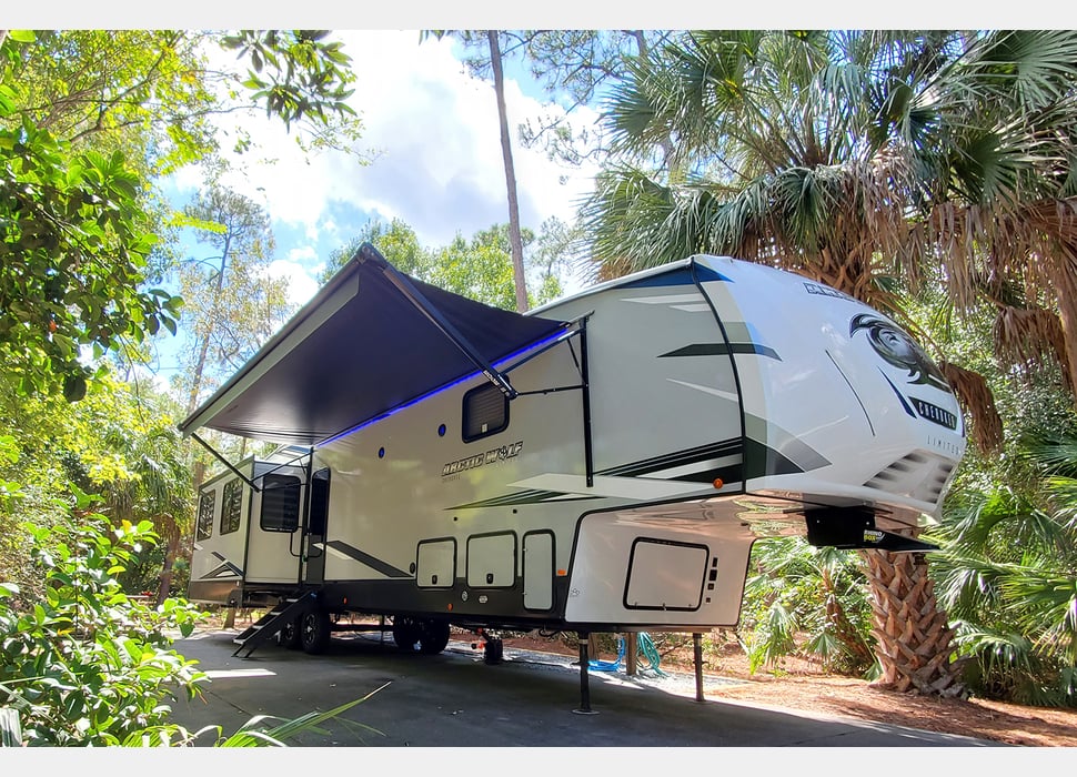 Fifth Wheel rentals in Madras