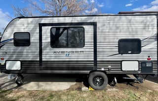 2021 Prime Time RV Avenger LT 17BHS