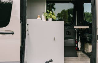 “La Explora” LUXURY Mercedes Sprinter4x4 Campervan