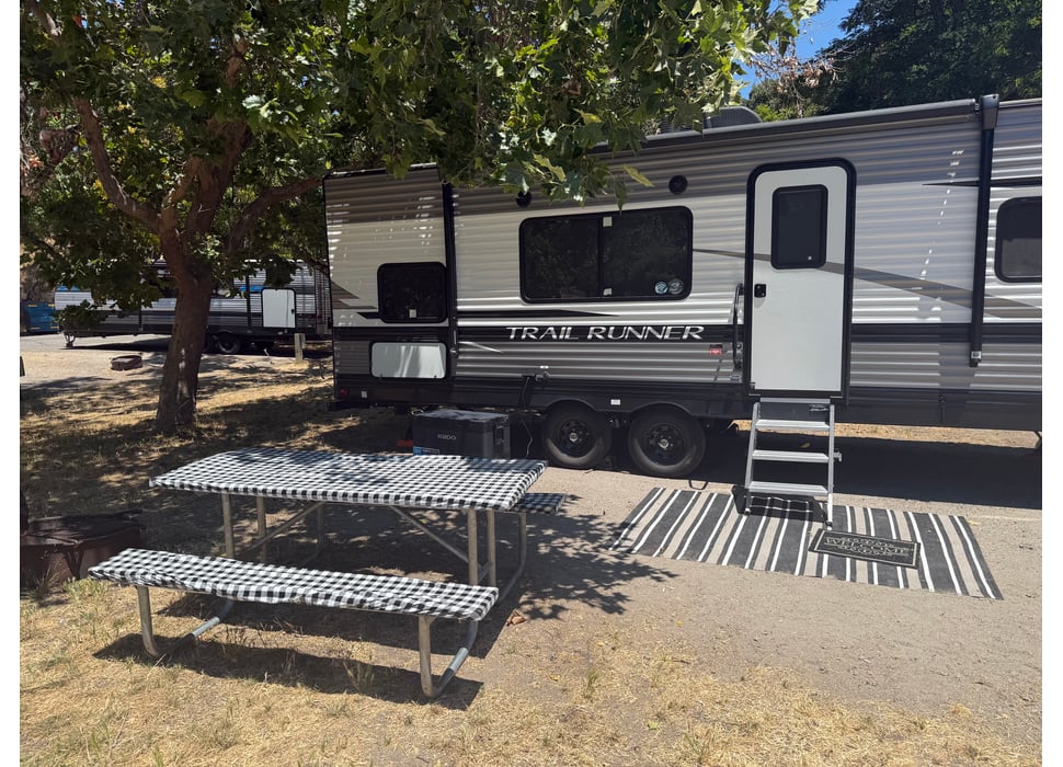 Travel Trailer rentals in Taft