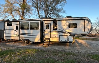 2022 Keystone RV Avalanche 378BH