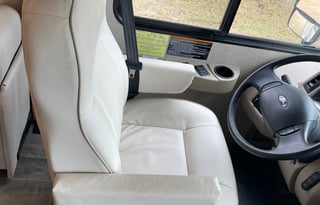 2019 Winnebago Sunstar 29VE