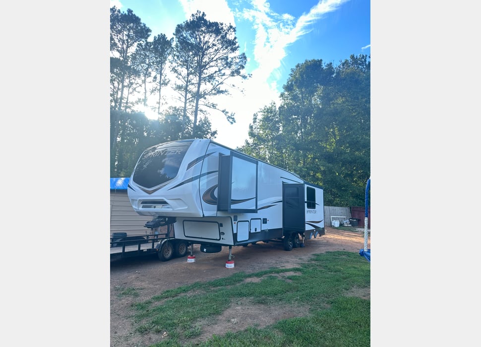 Fifth Wheel rentals in Tucker
