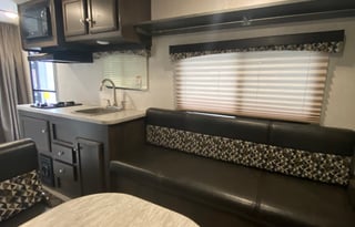 2018 Starcraft Launch Outfitter 7 19BHS