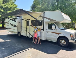 Coachmen RV Freelander 32BH Ford 450