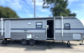 2020 Forest River Shasta 26DB-Brand New!