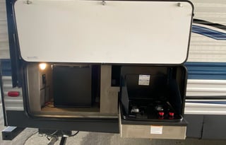 2021 Keystone RV - Dog Friendly - We Deliver!