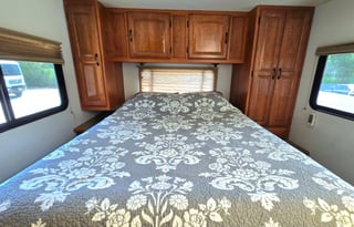 2008 Coachmen RV Freedom Express 31SE