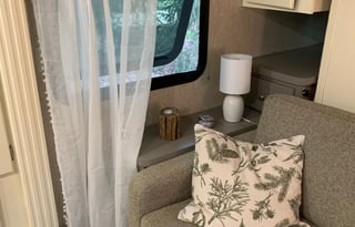 Rolling Farmhouse! ( Delivery Only ) 26’