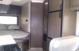 2021 Thor Motor Coach Freedom Elite 23H