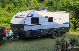 Casey & Crystal's Kid Friendly Vacation on Wheels