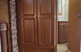 2010 Bunkhouse with 4 beds, sleeps 5-7 people