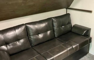 Pet Friendly and Kid Approved Spacious Camper