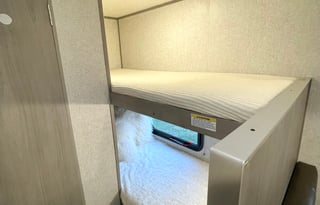 2022 Dutchmen RV Coleman 17B