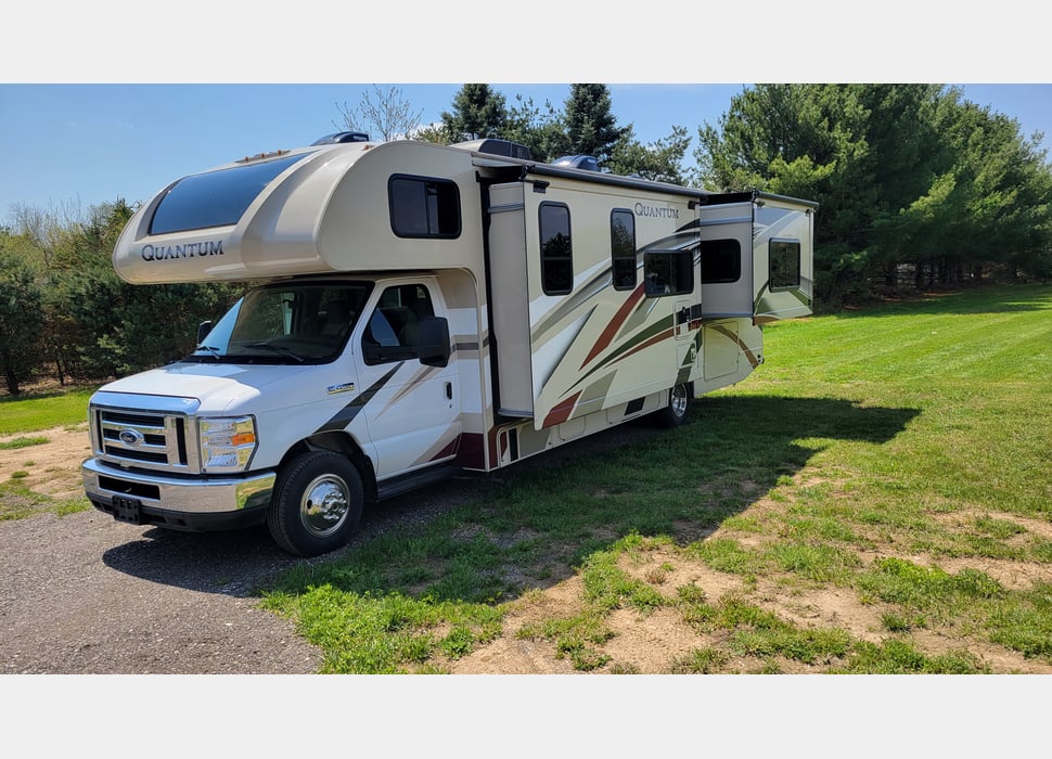 Class C Motor Home rentals in Metamora